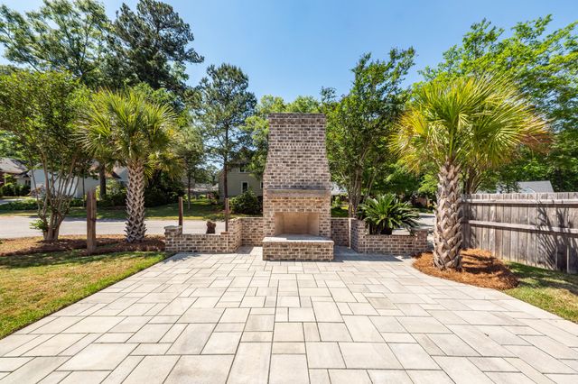 2001 Baltusrol Court, Summerville, SC 29483