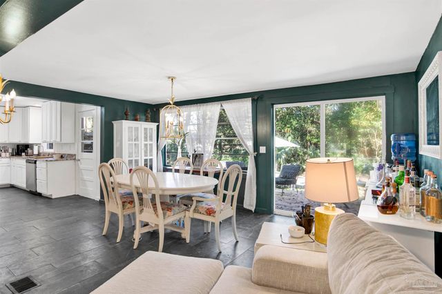 310 Cherokee Trl, Pensacola, FL 32506