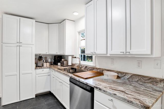 310 Cherokee Trl, Pensacola, FL 32506