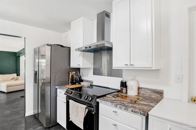 310 Cherokee Trl, Pensacola, FL 32506