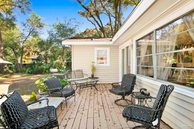 310 Cherokee Trl, Pensacola, FL 32506