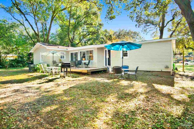 310 Cherokee Trl, Pensacola, FL 32506