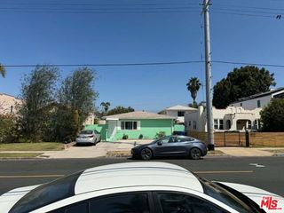 10741 Charnock Road, Los Angeles, CA 90034