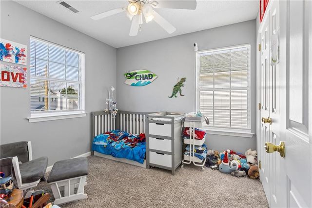 106 Pelican CV, Newport News, VA 23608