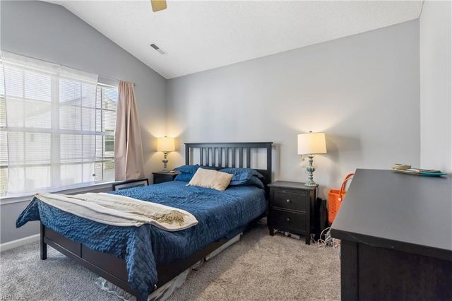 106 Pelican CV, Newport News, VA 23608