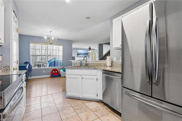 106 Pelican CV, Newport News, VA 23608