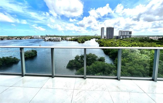 17111 Biscayne Blvd 1102, North Miami Beach, FL 33160