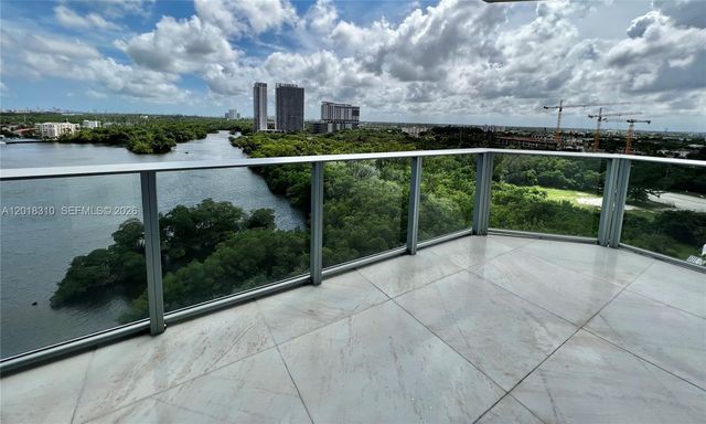 17111 Biscayne Blvd 1102, North Miami Beach, FL 33160