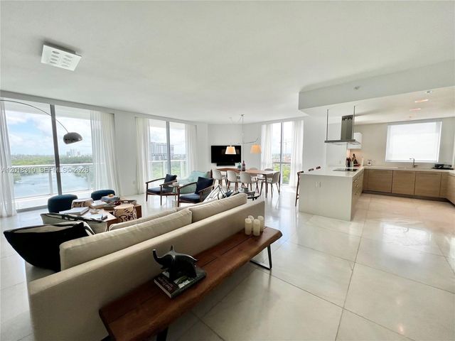 17111 Biscayne Blvd 1102, North Miami Beach, FL 33160