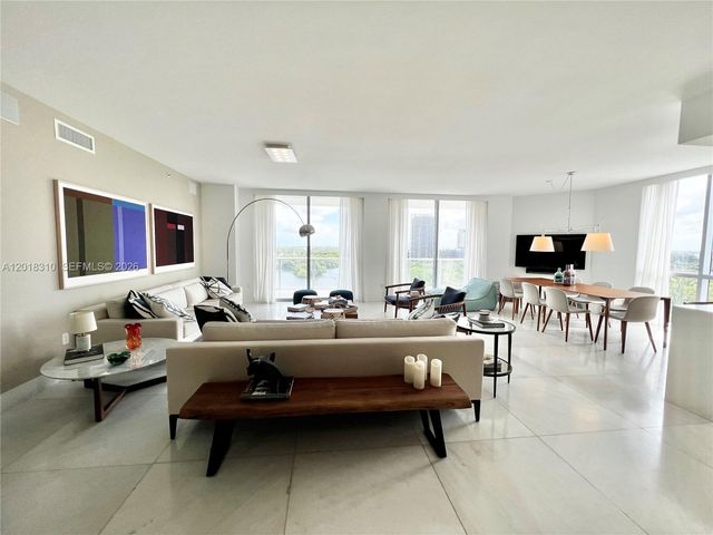 17111 Biscayne Blvd 1102, North Miami Beach, FL 33160