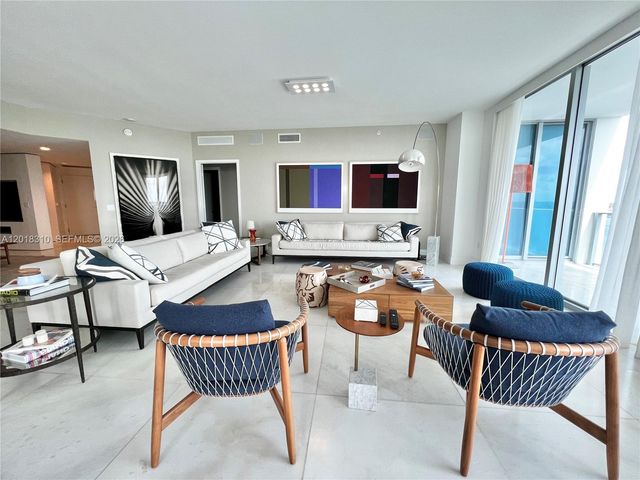17111 Biscayne Blvd 1102, North Miami Beach, FL 33160