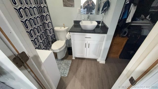 4225 E 2nd Place, Tulsa, OK 74112