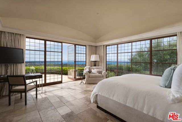 1502 E Mountain Drive, Santa Barbara, CA 93108