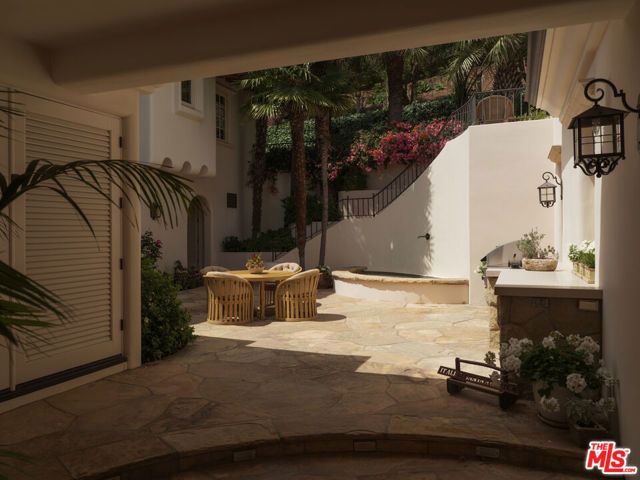 1502 E Mountain Drive, Santa Barbara, CA 93108