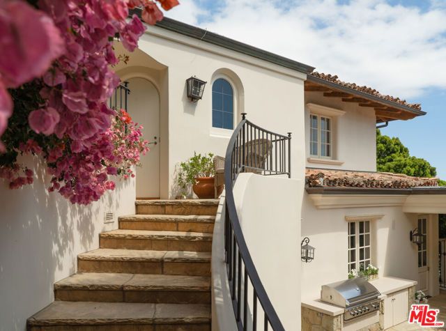 1502 E Mountain Drive, Santa Barbara, CA 93108