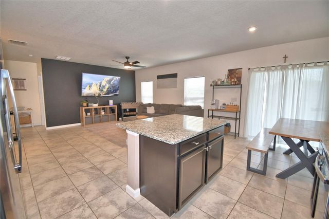 542 EAGLE LANDING BOULEVARD, Winter Haven, FL 33880