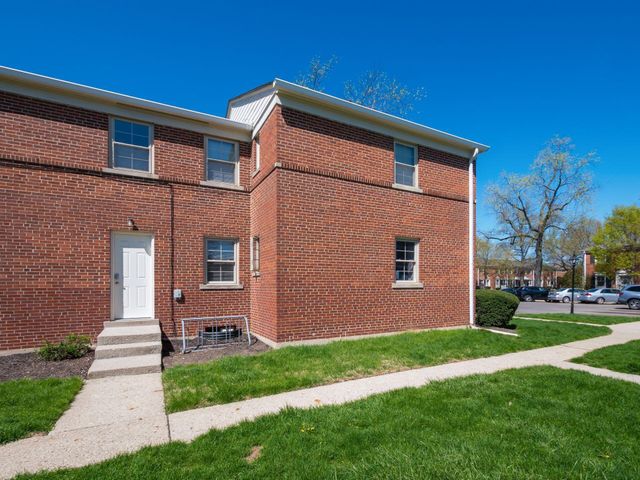 1775 Northwest Court, 105, Columbus, OH 43212