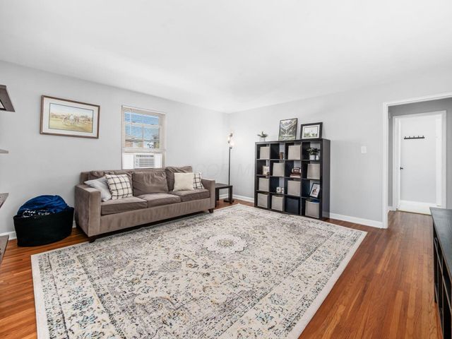 1775 Northwest Court, 105, Columbus, OH 43212