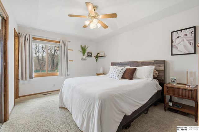 3503 S 152nd Street, Omaha, NE 68144