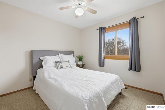 3503 S 152nd Street, Omaha, NE 68144