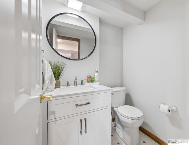 3503 S 152nd Street, Omaha, NE 68144