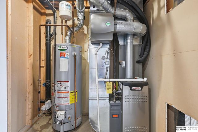 3503 S 152nd Street, Omaha, NE 68144