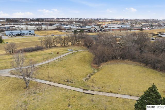 3503 S 152nd Street, Omaha, NE 68144