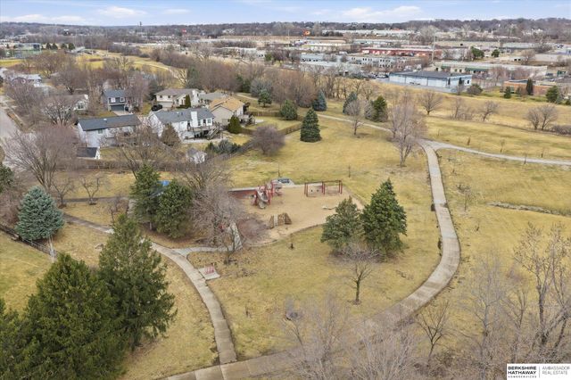 3503 S 152nd Street, Omaha, NE 68144