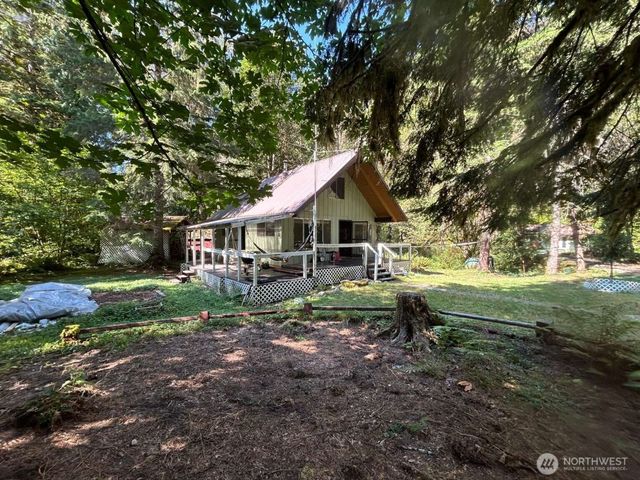 8516 Beaver Place, Marblemount, WA 98267