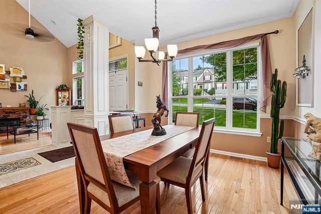 16 Langdale Road, Wayne, NJ 07470