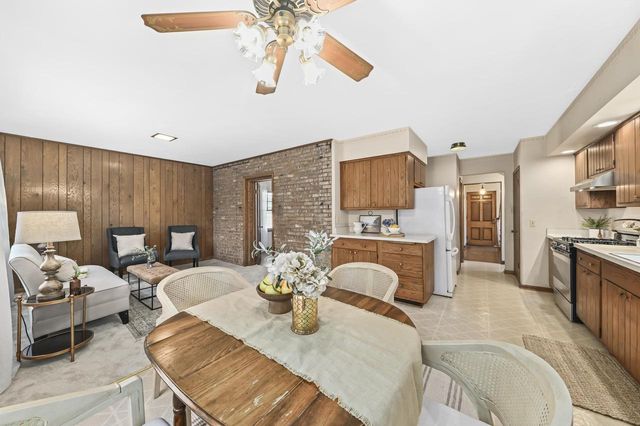 2963 N 70th STREET, Milwaukee, WI 53210