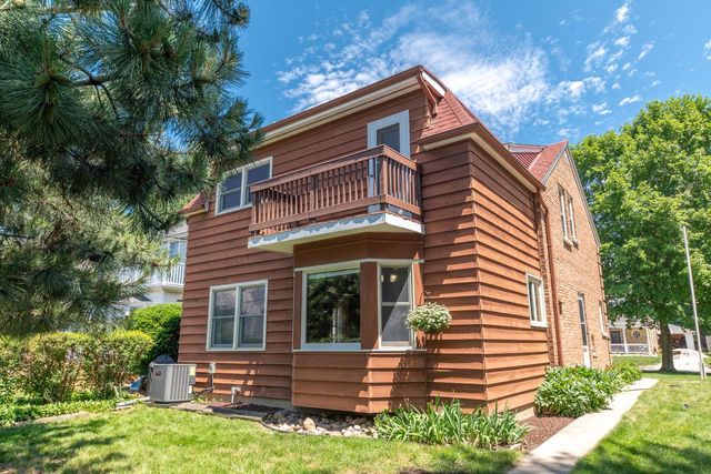 2963 N 70th STREET, Milwaukee, WI 53210