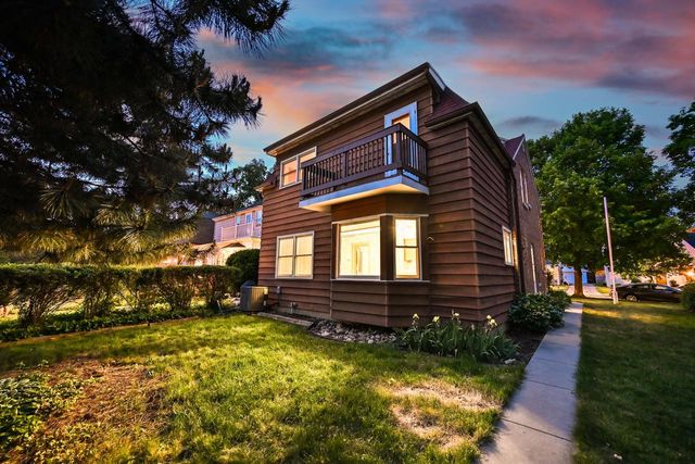2963 N 70th STREET, Milwaukee, WI 53210