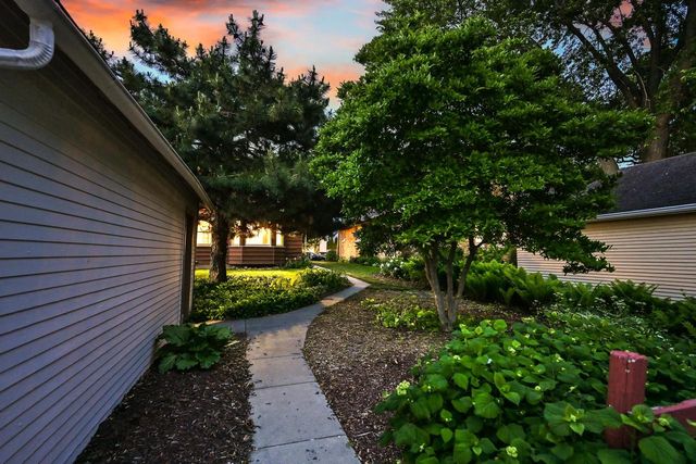 2963 N 70th STREET, Milwaukee, WI 53210
