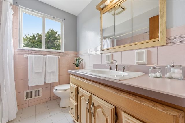 126 Bellpark Drive, Ross Twp, PA 15229