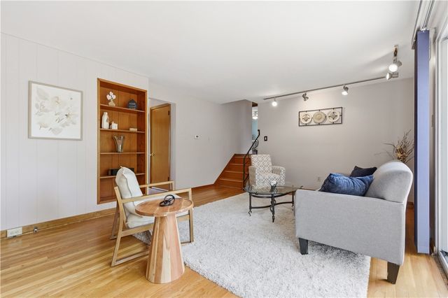 126 Bellpark Drive, Ross Twp, PA 15229