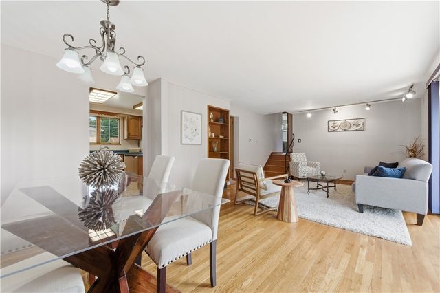 126 Bellpark Drive, Ross Twp, PA 15229