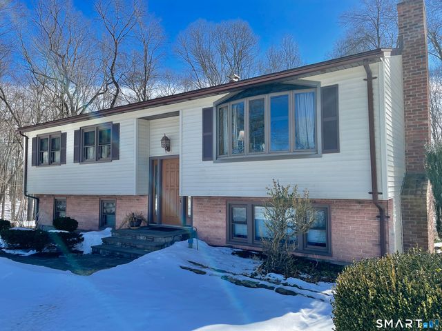 28 Elmwood Drive, Seymour, CT 06483