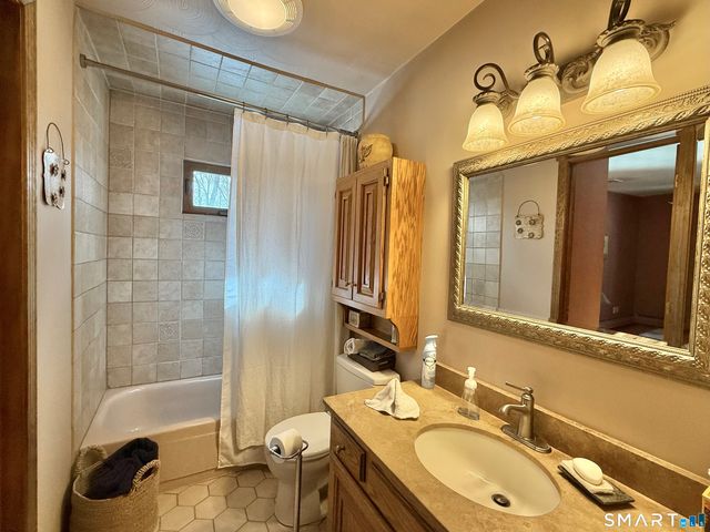 28 Elmwood Drive, Seymour, CT 06483