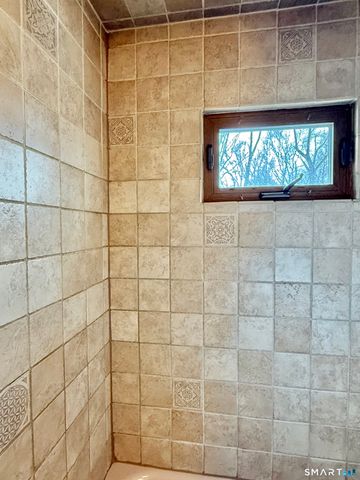 28 Elmwood Drive, Seymour, CT 06483