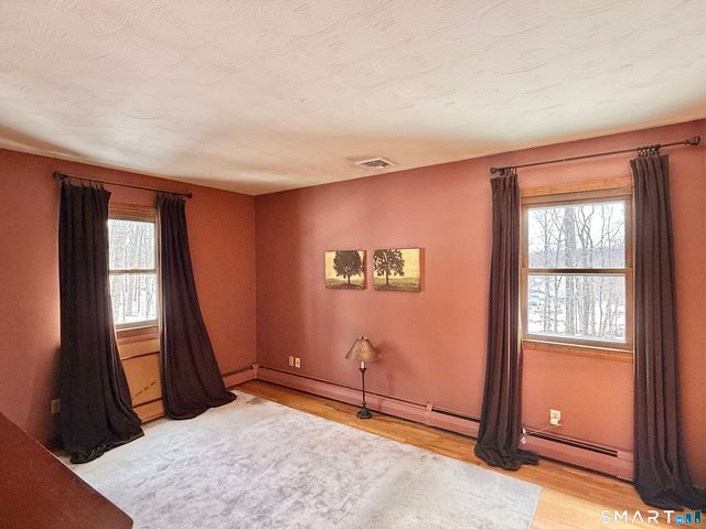 28 Elmwood Drive, Seymour, CT 06483