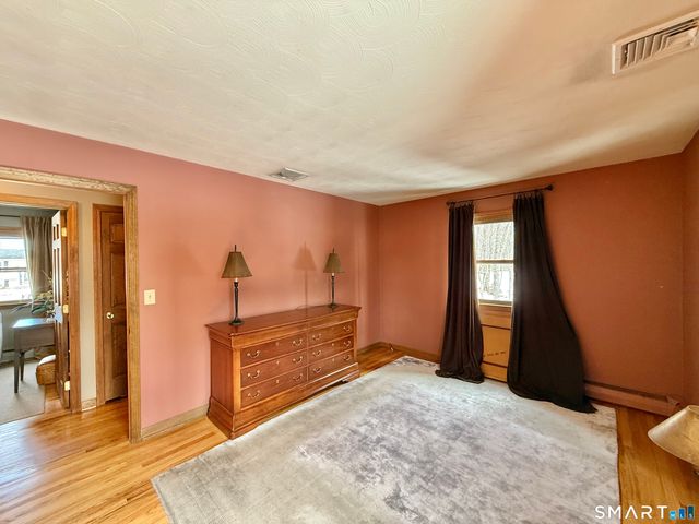 28 Elmwood Drive, Seymour, CT 06483