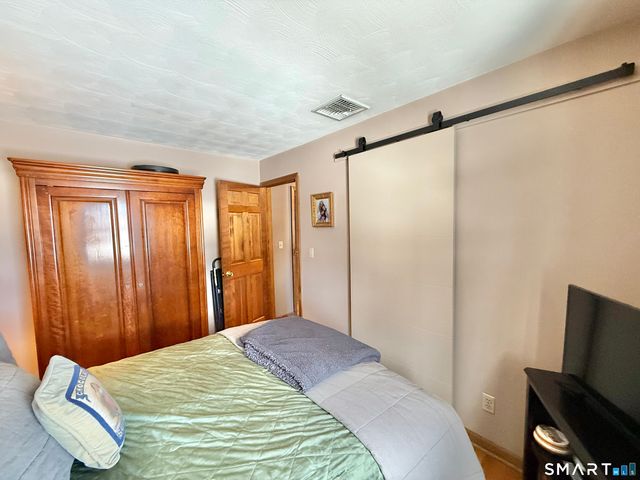 28 Elmwood Drive, Seymour, CT 06483