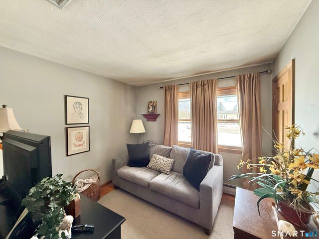 28 Elmwood Drive, Seymour, CT 06483