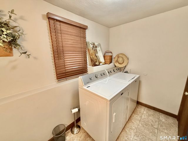 28 Elmwood Drive, Seymour, CT 06483