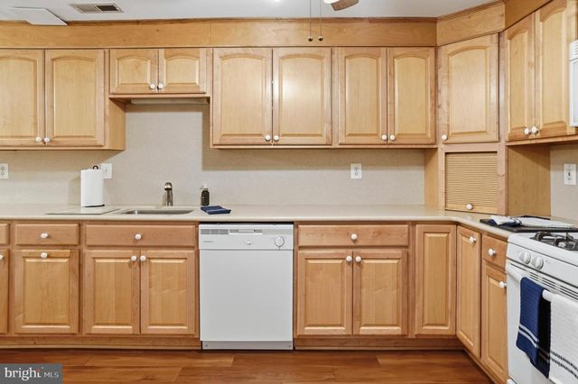 759 SUNNYFIELD LN, Baltimore, MD 21225