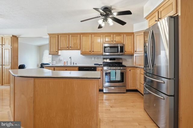 759 SUNNYFIELD LN, Baltimore, MD 21225