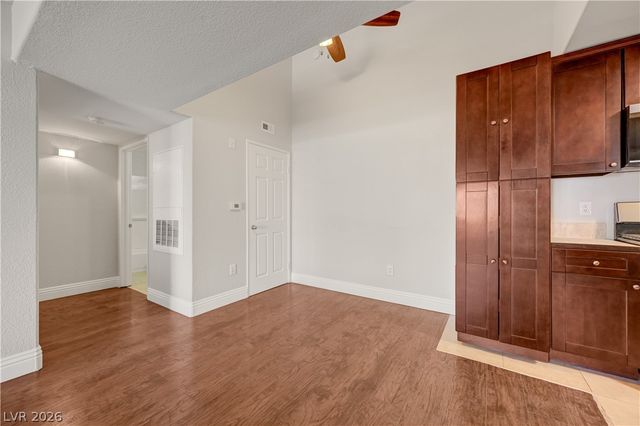 7885 West Flamingo Road 1050, Las Vegas, NV 89147