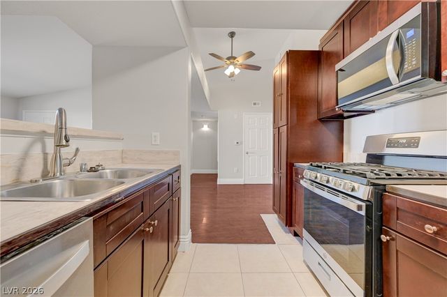 7885 West Flamingo Road 1050, Las Vegas, NV 89147