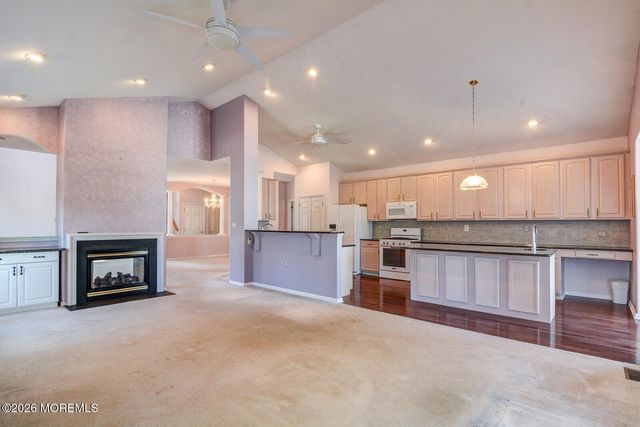 6 San Marco Road, Manchester, NJ 08759